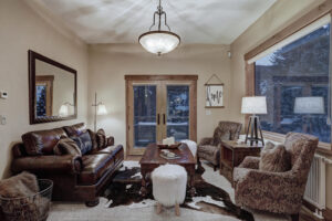 310 Whispering Pines Cir-large-046-051-Den-1500x999-72dpi