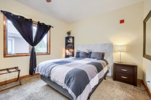 08 Primary Bedroom