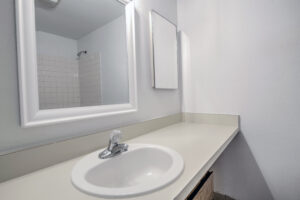 175 Pine Dr PRINT 300ppi_012