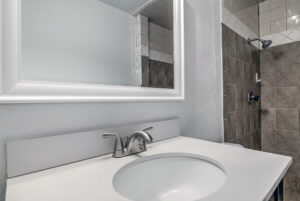 175 Pine Dr PRINT 300ppi_034