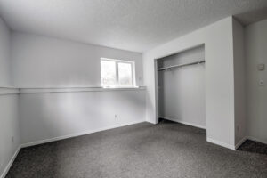 175 Pine Dr PRINT 300ppi_038